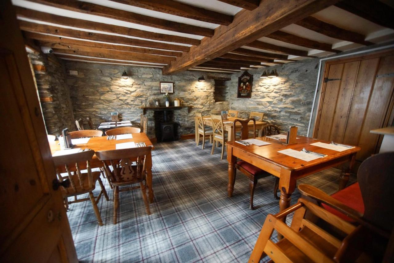 The Dudley Arms Hotell Llandrillo Eksteriør bilde