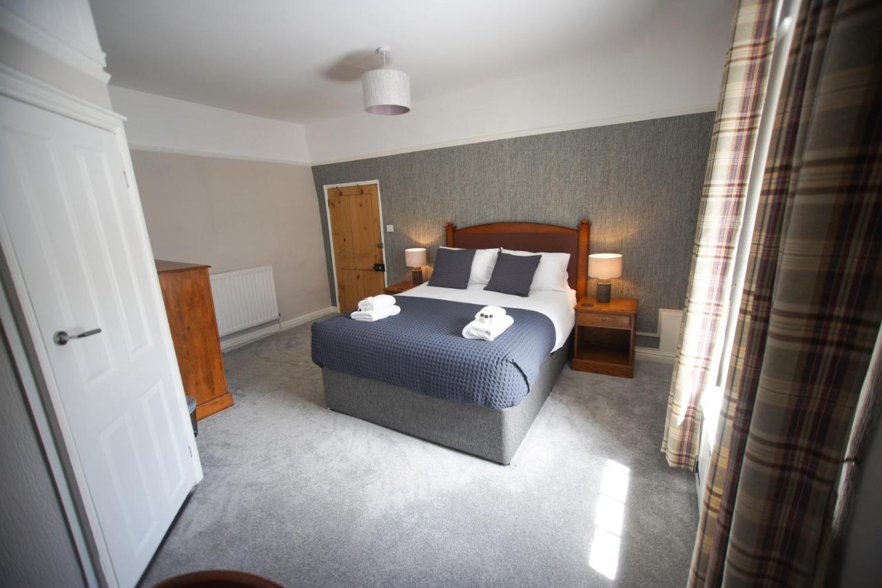 The Dudley Arms Hotell Llandrillo Eksteriør bilde